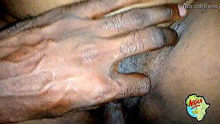 现场#7 视频: Aroused tenant engages in intense sex with landlor...
